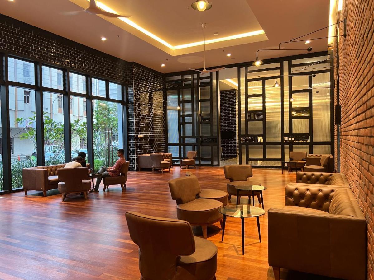 Apartment Chambers Couple Klcc