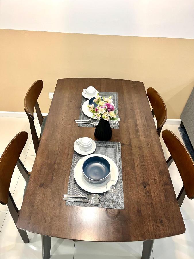 Apartment Chambers Couple Klcc *