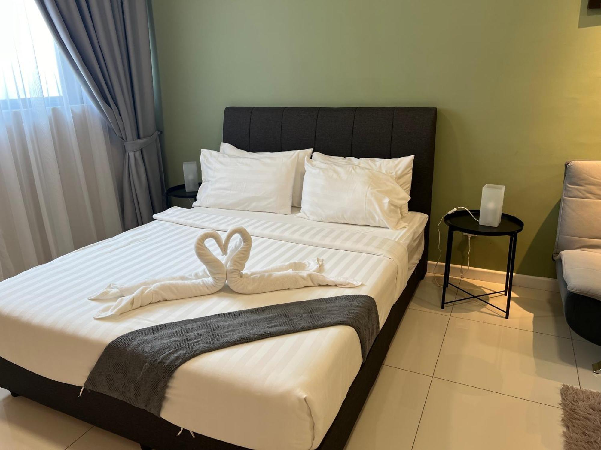 Chambers Couple Klcc Pangsapuri Kuala Lumpur