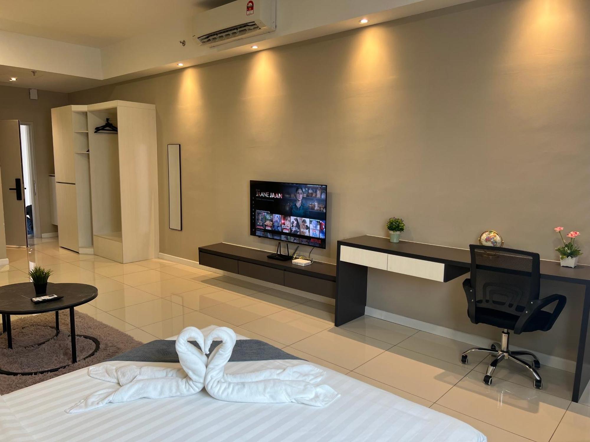 Apartment Chambers Couple Klcc